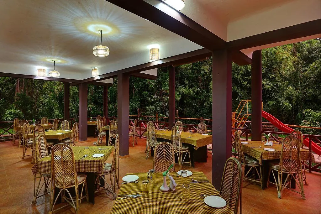 Hotel Marg Stream Valley